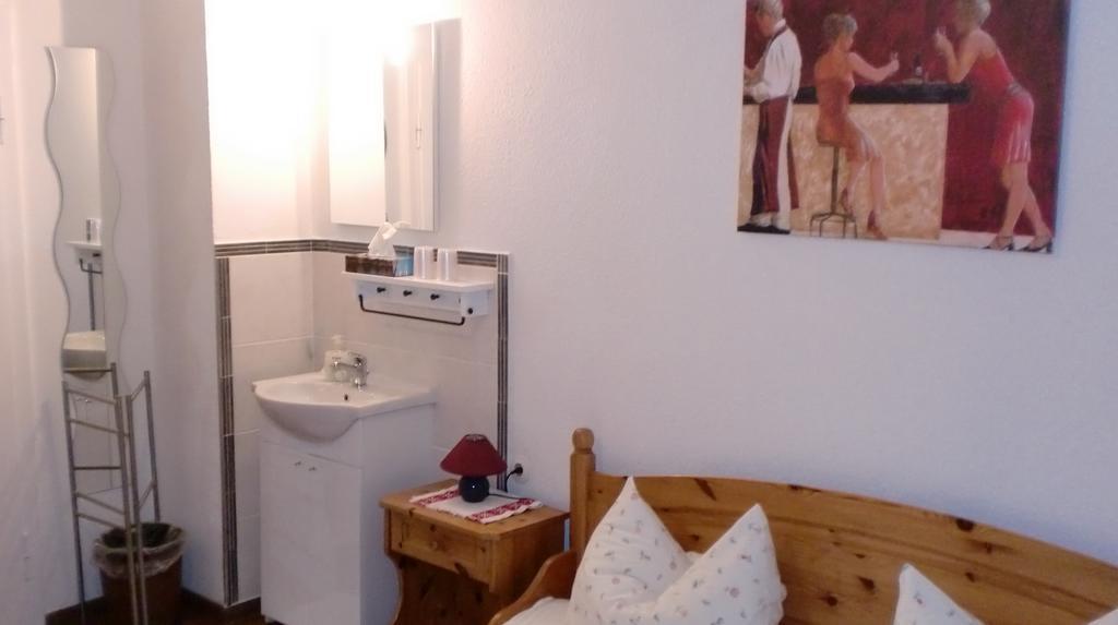 Landgasthof Zum Brueckenwirt Starnberg Esterno foto